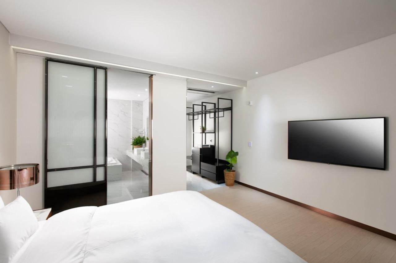 N Bridge Hotel Jeon Ju Jeonju Exterior foto